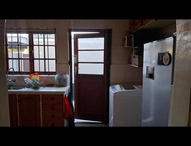 2 BEDROOM PROPERTY TO RENT IN FERNDALE